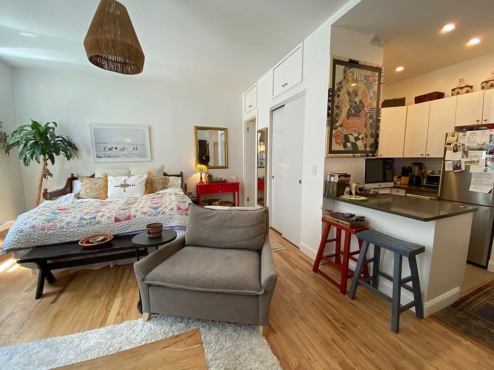 1st image of 160 W 16th St APT 5C