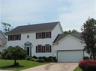 2193 Foxboro Ct, Erie, PA 16510