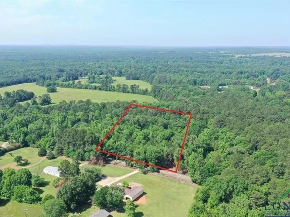 1 McR #3241, Jefferson, TX 75657