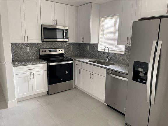 4th image of 6820 SW 13th Ter