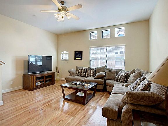 3rd image of 8715 Meadowcroft Dr Unit 1404