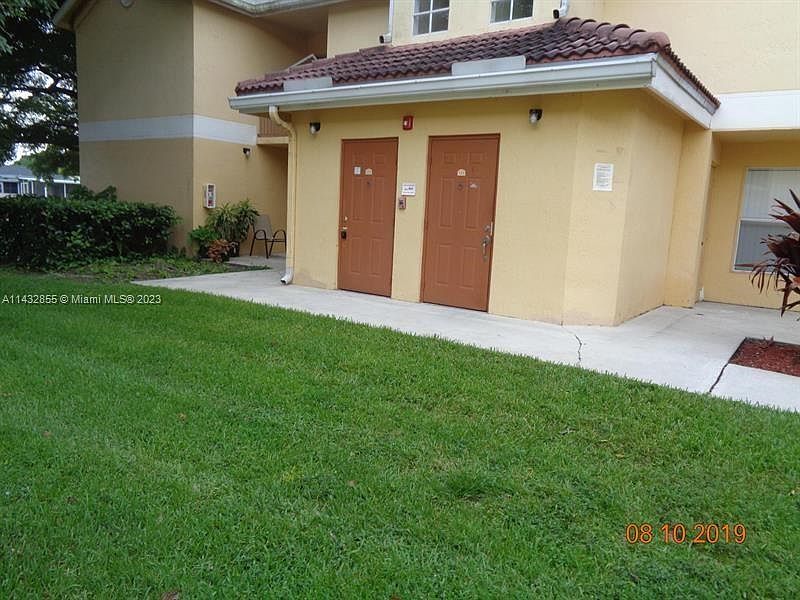 1st image of 7610 Westwood Dr APT 113