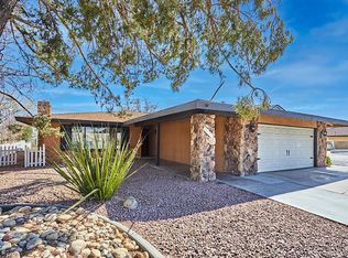 13795 Driftwood Dr, Victorville, CA 92395