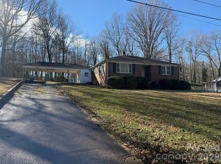 2294 18th Ave NE #12-15, Hickory, NC 28601