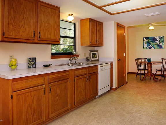 4th image of 6825 Sandhill Dr