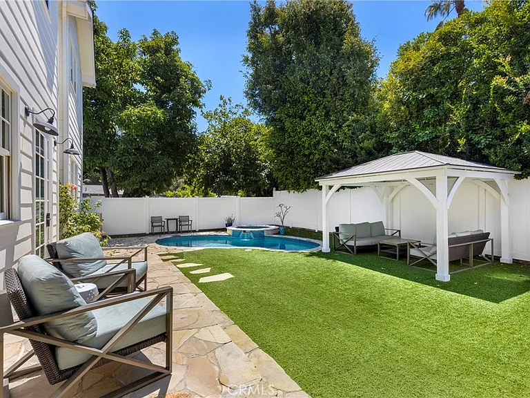 11610 Chiquita St — Photo 9