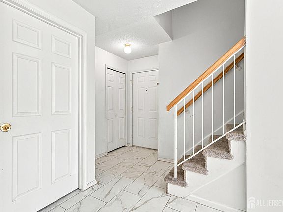 4th image of 17 Prestwick Way