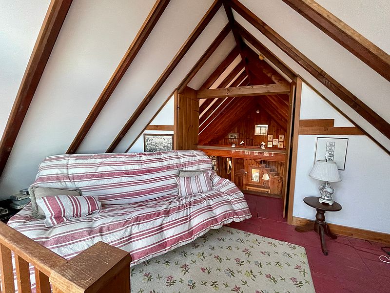 89 Ram Island Dr, Shelter Island, NY 11964 | Out East