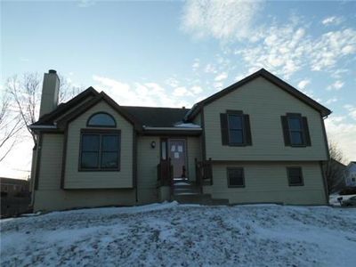 12522 S Crest Dr, Olathe, KS, 66061