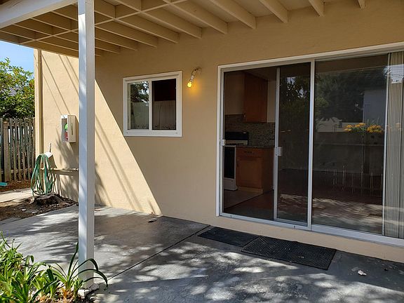 4th image of 905 Larkspur Dr #1