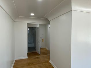 8419 S Halldale Ave #8419, Los Angeles, CA 90047