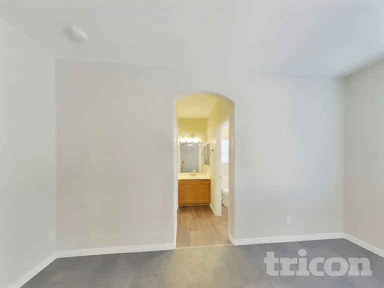 8418 W Sonora St — Photo 11