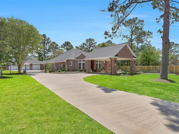 106 Charleston Dr, Friendswood, TX 77546