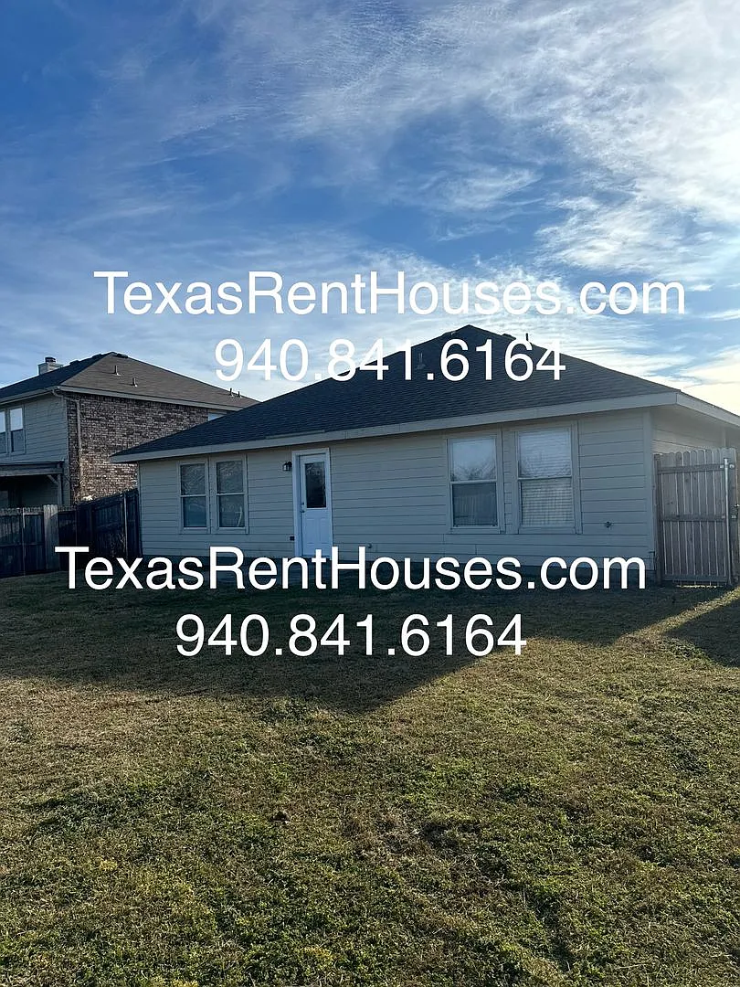 4 bed, 2.0 bath, 1948 sqft, $1,995 — Photo 2