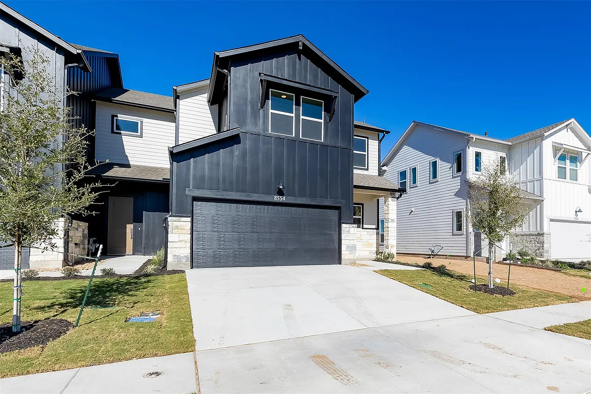 Building Photo - 8554 Sommery Ln