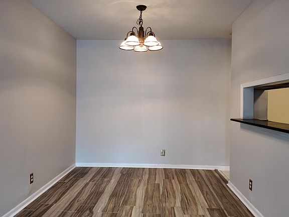 4th image of 220 Doucet Rd APT 147F