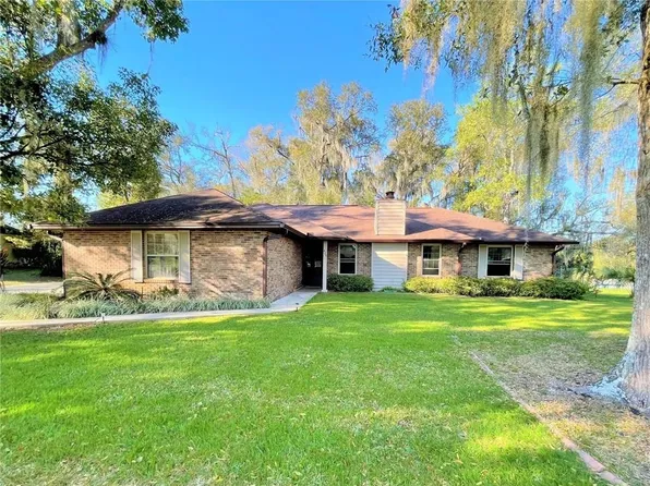 415 W Oakwood Ave, Orange City, FL 32763