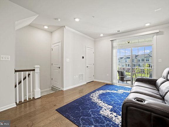 5th image of 23230 Milltown Knoll Sq Unit 110