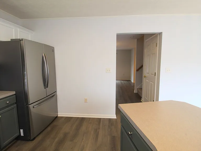 3069 Taylor Spring Ln — Photo 6