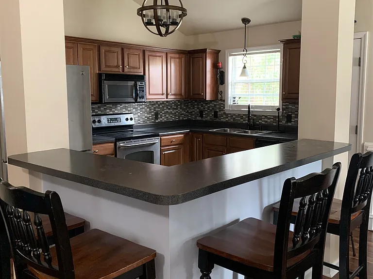2334 Treaty Oak Trl — Photo 3