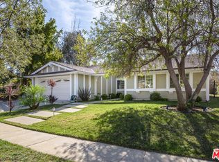 6600 Smoke Tree Ave, Oak Park, CA 91377