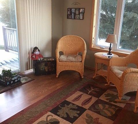 5th image of 326 Ashley Ln