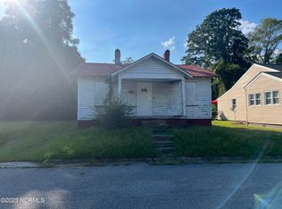 104 Tyson St, Greenville, NC 27834