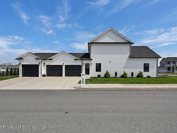 2nd image of 110 Osprey Ln