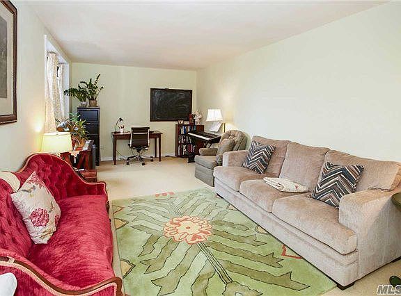 4th image of 33-44 93rd St APT 5T
