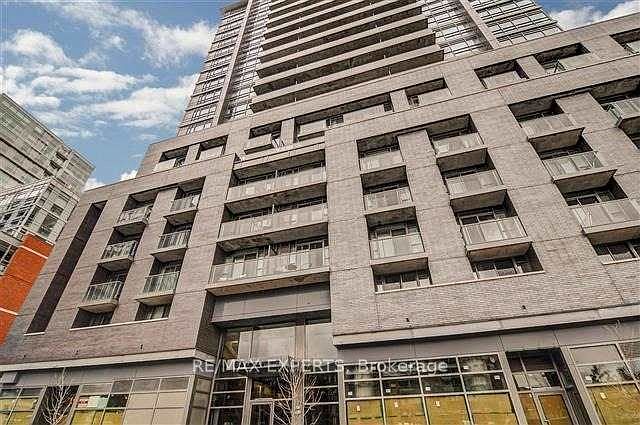 1st image of 68 Abell St #552