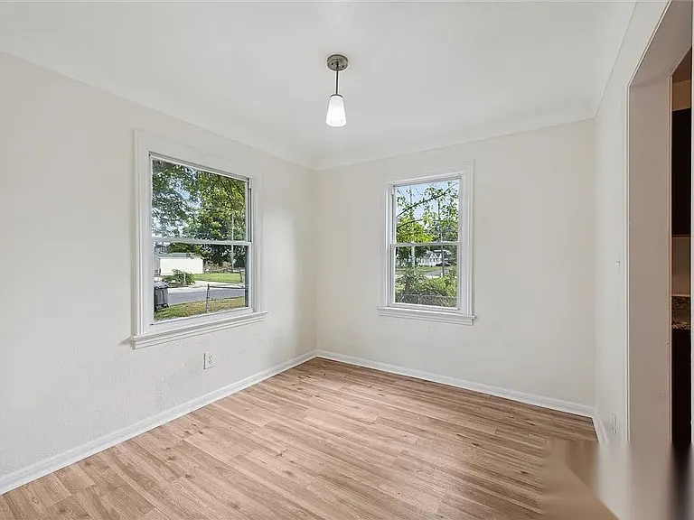 909 Turner Ave — Photo 19