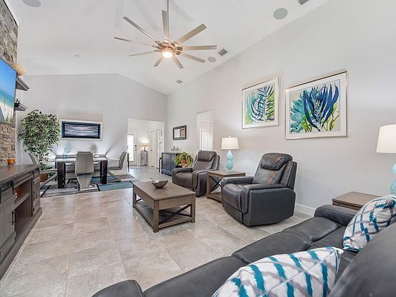 5th image of 925 Sangria Cir