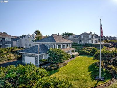 4830 Butterfly Ln, Gearhart, OR, 97138