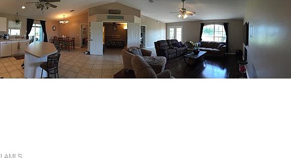 4th image of 848 Woodridge Cir