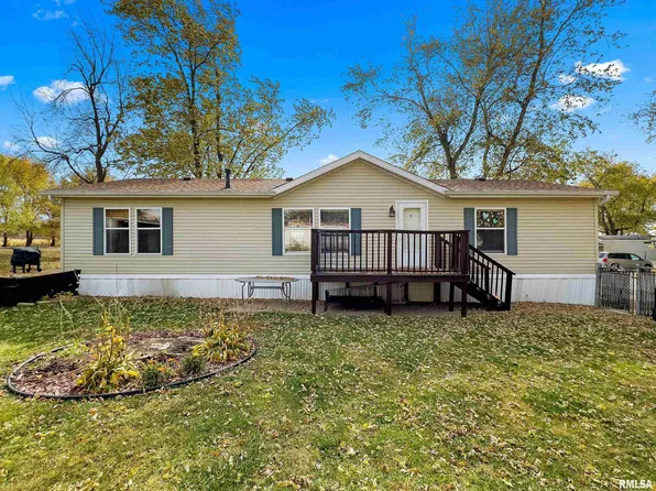 96 Enchanted Gdns, Eureka, IL 61530