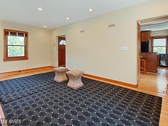 3rd image of 612 20th St S
