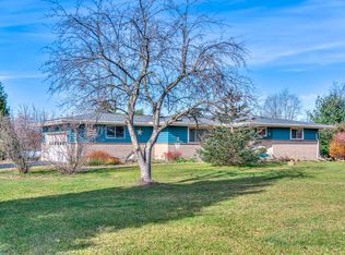 6590 Wolf Lake Rd, Jackson, MI 49201