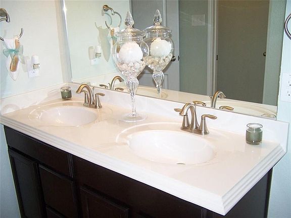 4th image of 6900 Costa Del Sol Ct