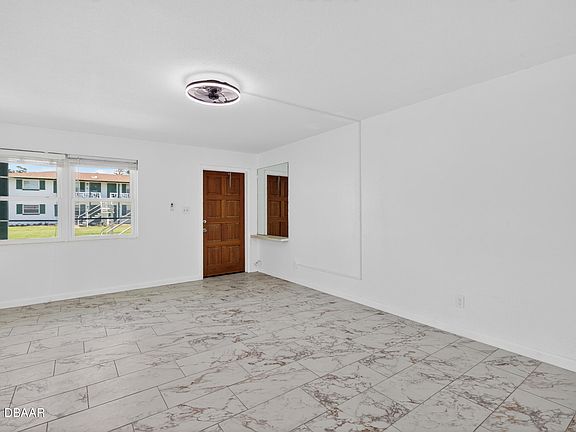 4th image of 1800 S Palmetto Ave #1010