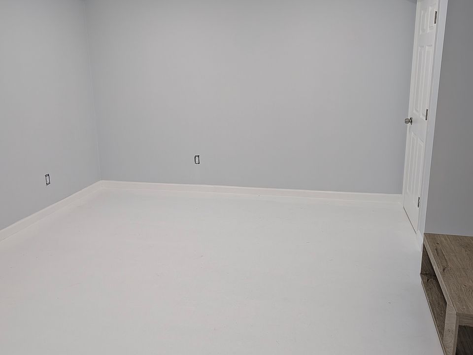 1st image of 5 Jeffrey Rd #3