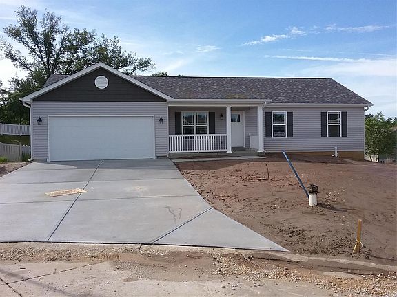 2nd image of 251 Cuivre Valley Dr