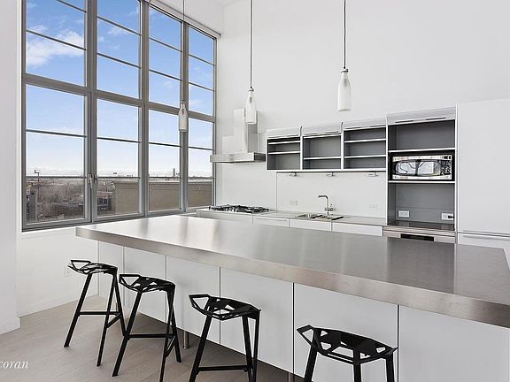 3rd image of 27-28 Thomson Ave #700