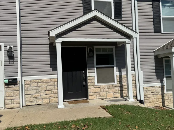 105 Oak St, Columbia, MO 65203