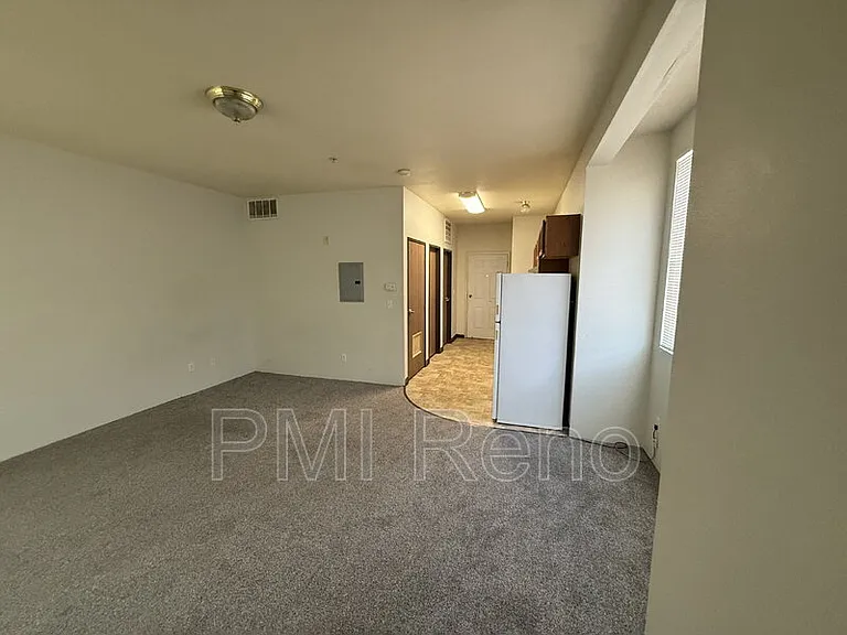 Big Horn Apartments — Photo 11