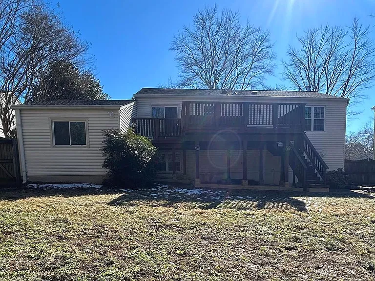 15006 Nebraska Ln — Photo 4