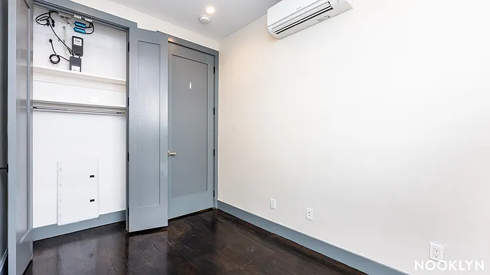 Rented by Nooklyn NYC LLC | media 10