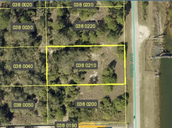 2317 Hines Ave, Alva, FL 33920