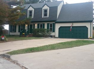 410 Esmont Ct, Chesapeake, VA 23322