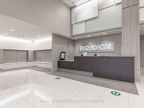 4th image of 2087 Fairview St #2107