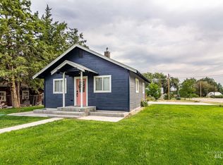 1421 Arthur St, Caldwell, ID 83605